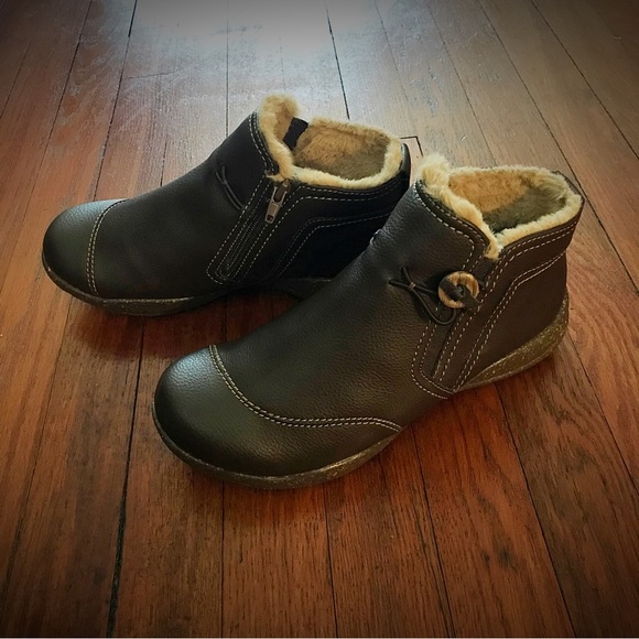 Clarks Collection Roseville Aster Leather Ankle Boots - Picture 5 of 7